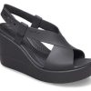 Sandały sportowe Crocs (WMNS) Brooklyn Cozy antypoślizgowe, czarne, 206222-060