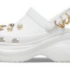 Sandały sportowe Crocs (WMNS) Clog Outdoor Classic w kolorze białym 207389-103