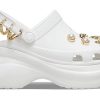 Sandały sportowe Crocs (WMNS) Clog Outdoor Classic w kolorze białym 207389-103