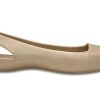 Sandały sportowe Crocs (WMNS) w kolorze złotym, minimalistyczne, na co dzień, płaskie, 202811-710