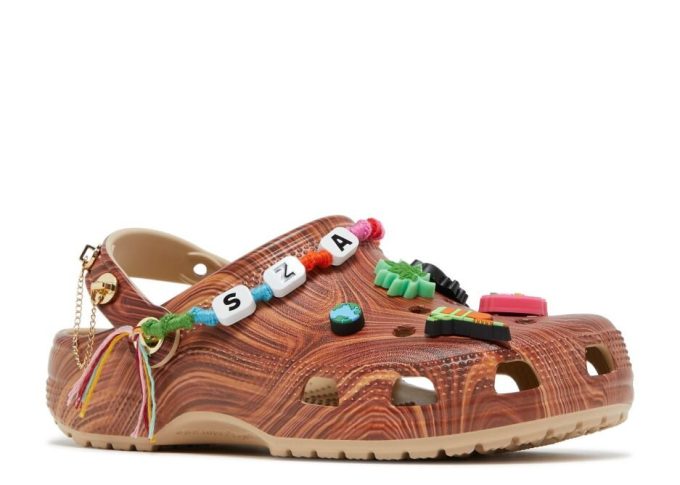 SZA x Wmns Classic Clog „Woodgrain”
