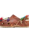 SZA x Wmns Classic Clog „Woodgrain”